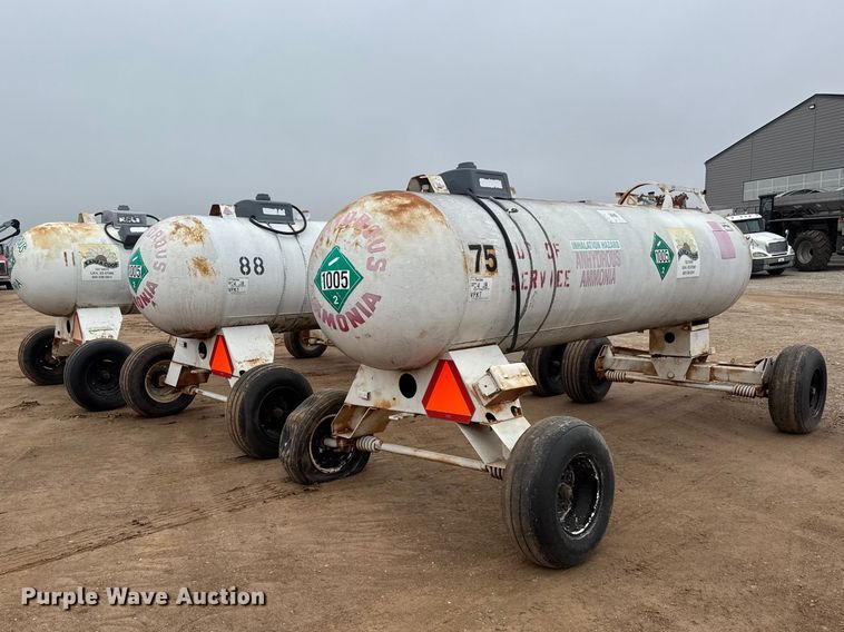 image for item ET1661 (3) NH3 tank trailers