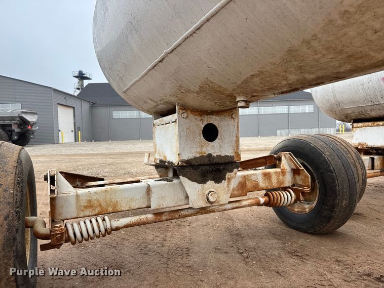 image for item ET1661 (3) NH3 tank trailers