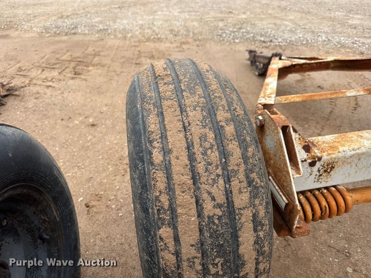 image for item ET1661 (3) NH3 tank trailers