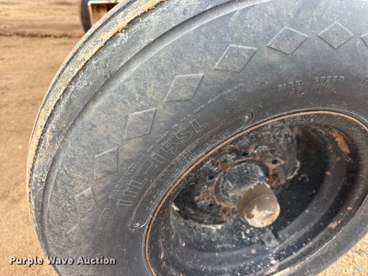 image for item ET1661 (3) NH3 tank trailers