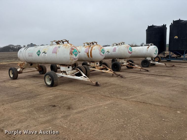image for item ET1662 (4) NH3 tank trailers