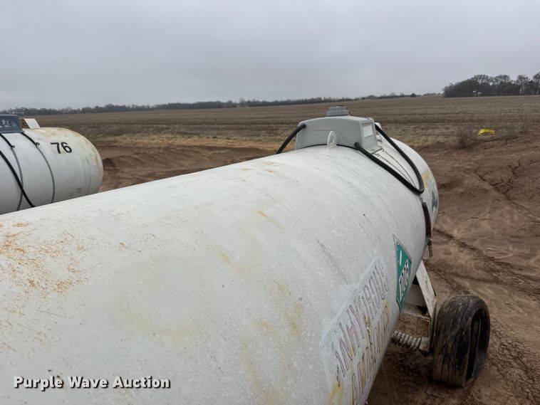 image for item ET1662 (4) NH3 tank trailers