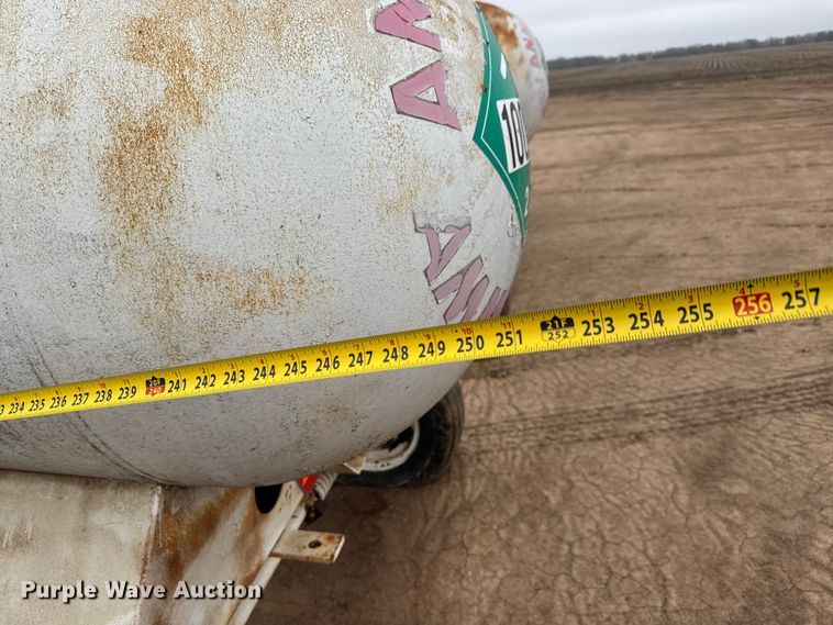 image for item ET1662 (4) NH3 tank trailers