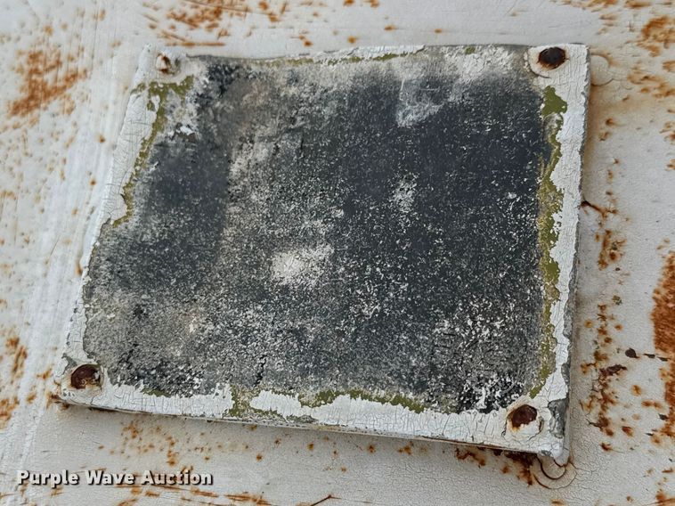 image for item ET1662 (4) NH3 tank trailers