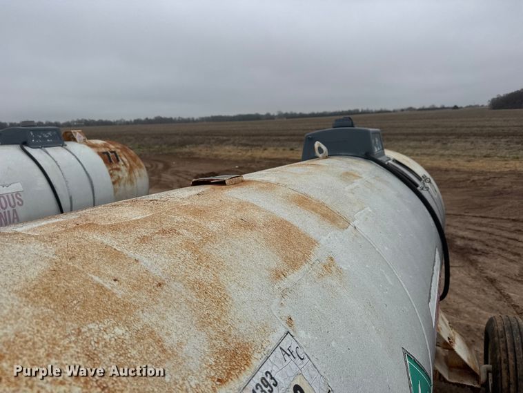 image for item ET1662 (4) NH3 tank trailers