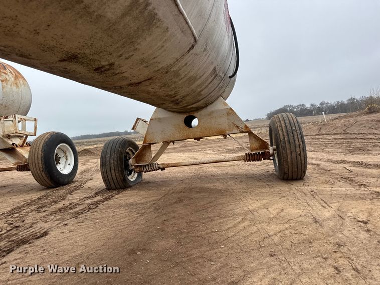 image for item ET1662 (4) NH3 tank trailers