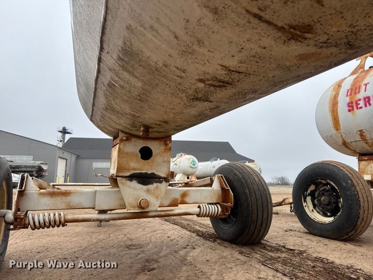 image for item ET1662 (4) NH3 tank trailers