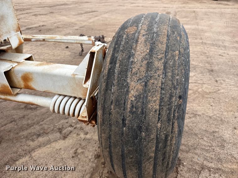 image for item ET1662 (4) NH3 tank trailers