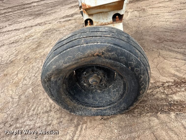 image for item ET1662 (4) NH3 tank trailers