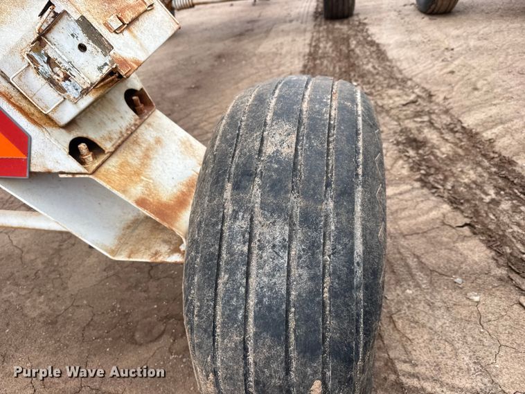 image for item ET1662 (4) NH3 tank trailers