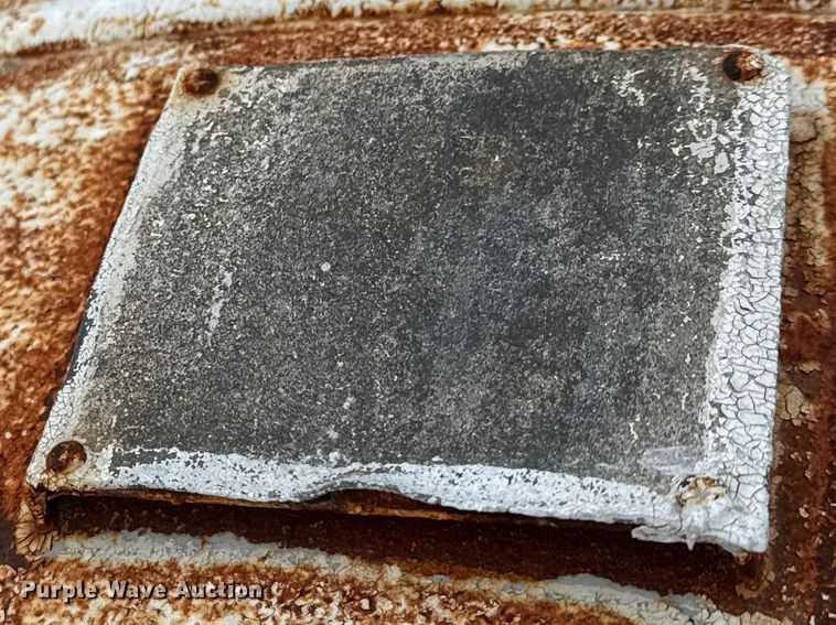 image for item ET1662 (4) NH3 tank trailers