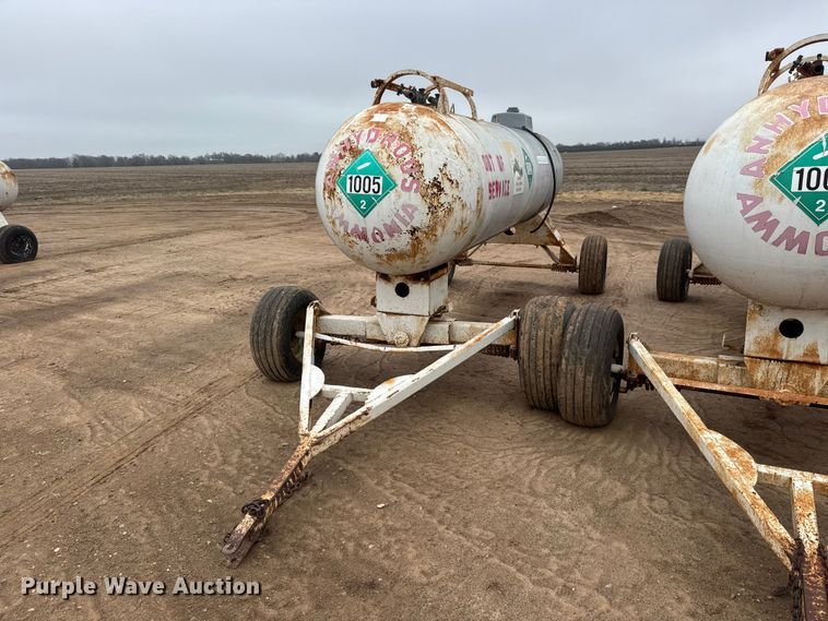 image for item ET1662 (4) NH3 tank trailers