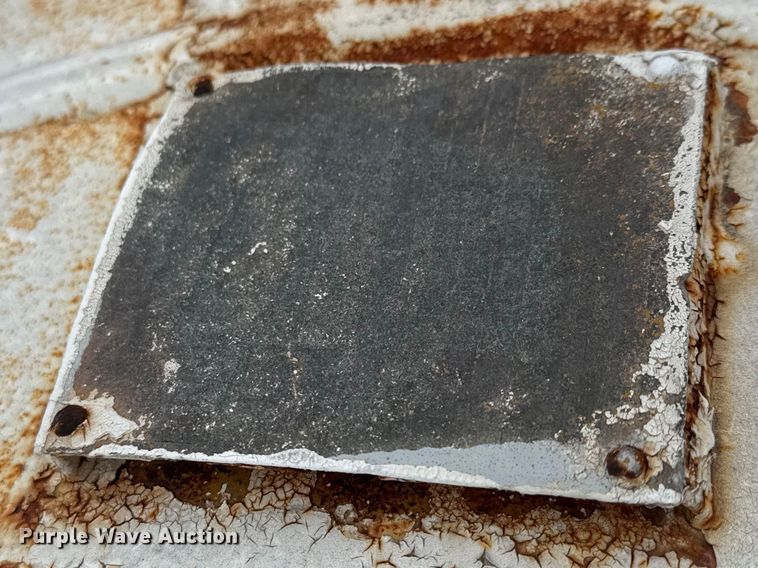 image for item ET1662 (4) NH3 tank trailers