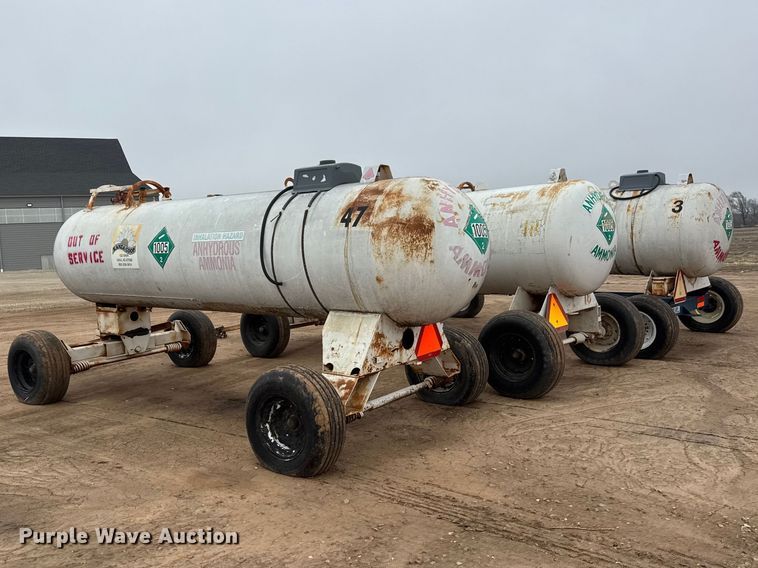 image for item ET1663 (3) NH3 tank trailers