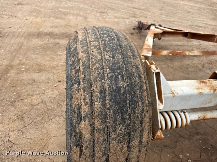 image for item ET1663 (3) NH3 tank trailers