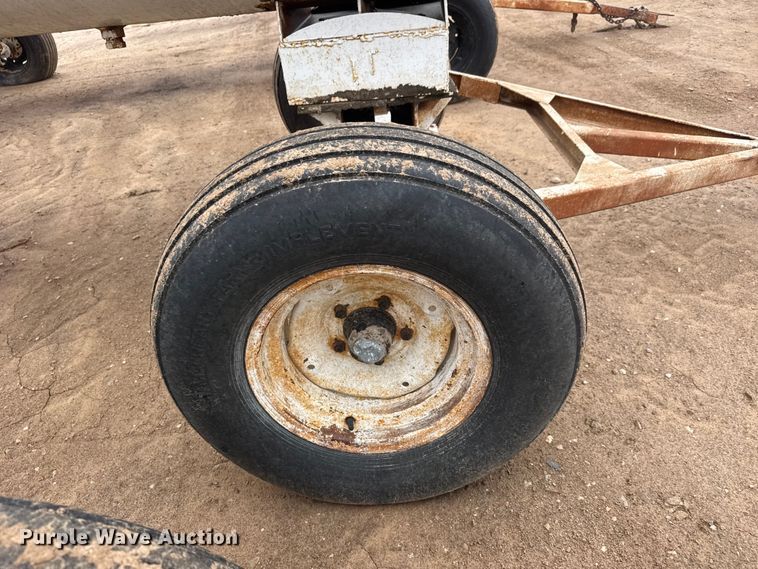 image for item ET1663 (3) NH3 tank trailers