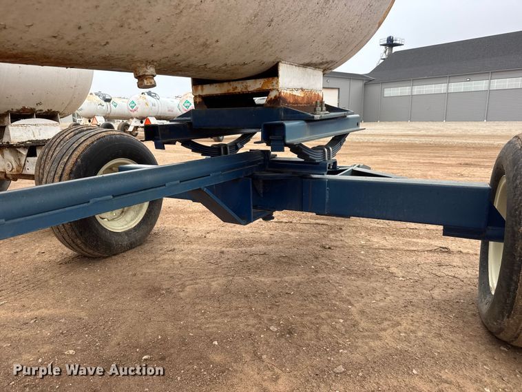 image for item ET1663 (3) NH3 tank trailers