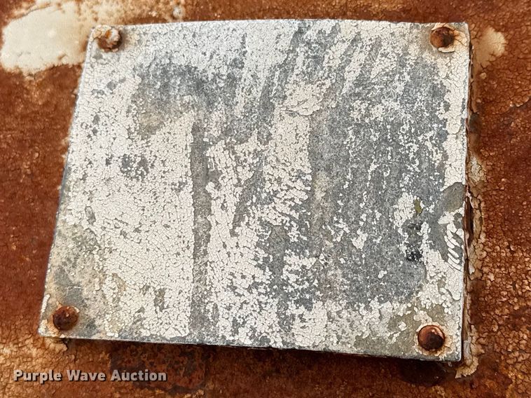 image for item ET1663 (3) NH3 tank trailers