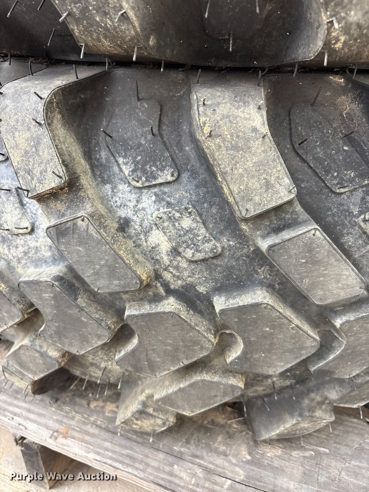 image for item EU0329 Tires and wheels