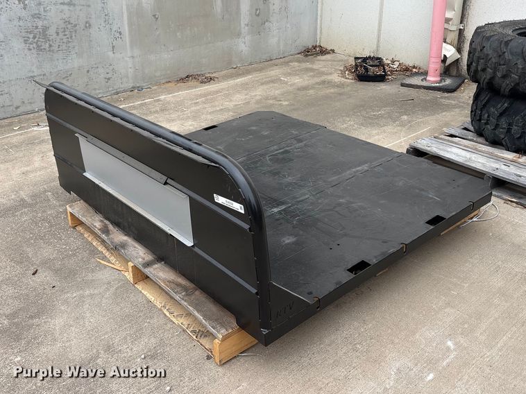 image for item EU0332 Kubota flat bed