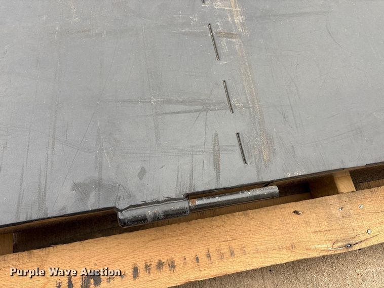 image for item EU0332 Kubota flat bed