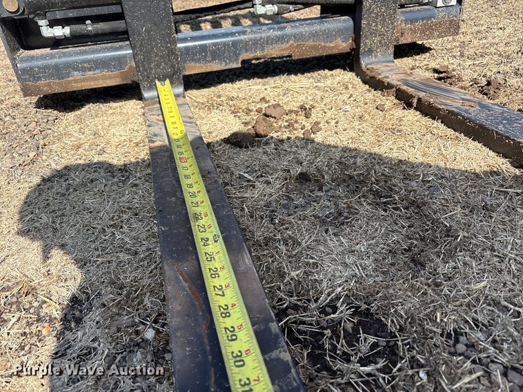 image for item EU4974 2025 Wolverine PFA-11-3300G skid steer forks