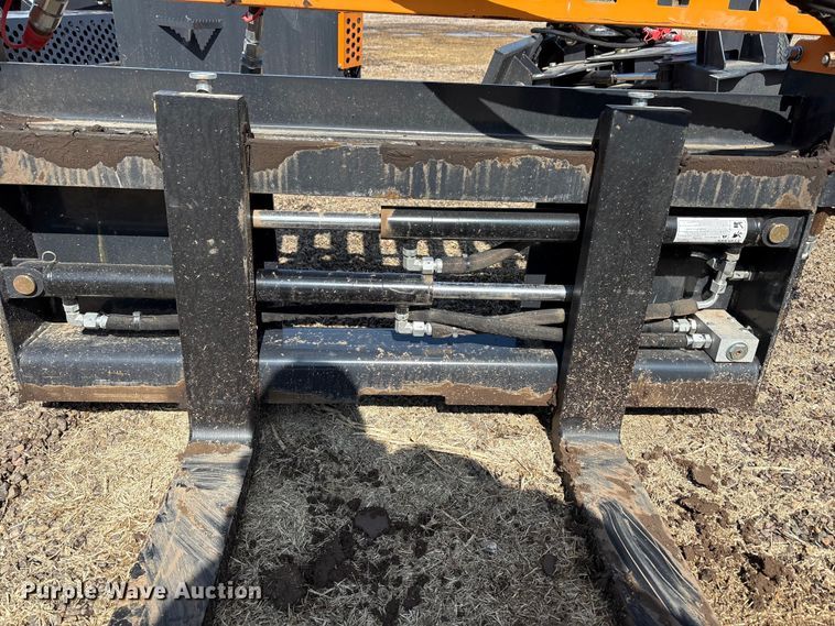 image for item EU4974 2025 Wolverine PFA-11-3300G skid steer forks