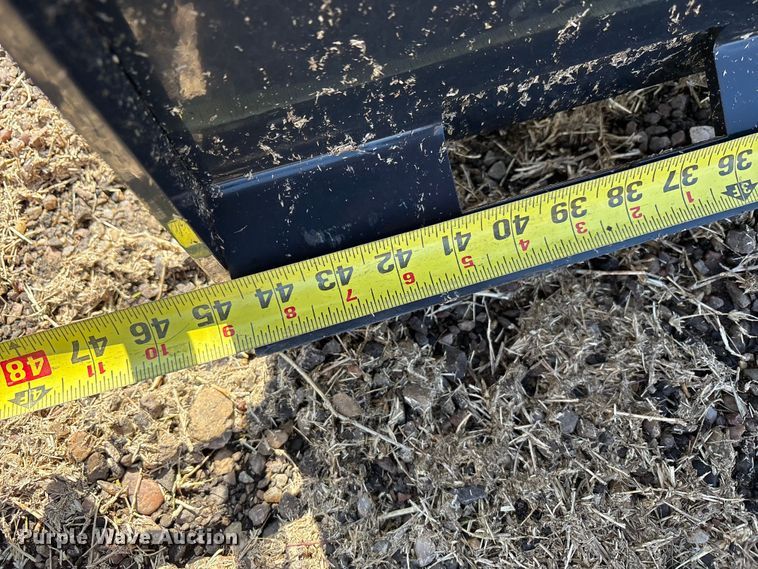 image for item EU4974 2025 Wolverine PFA-11-3300G skid steer forks