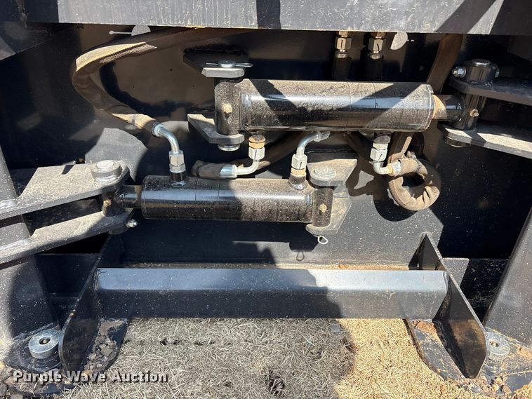 image for item EU4975 2025 Wolverine BSH-12-75D skid steer bale grabber