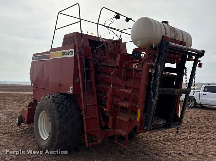 image for item EU4985 2004 Hesston 4910 large square baler
