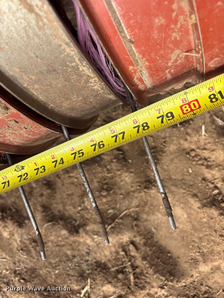 image for item EU4985 2004 Hesston 4910 large square baler