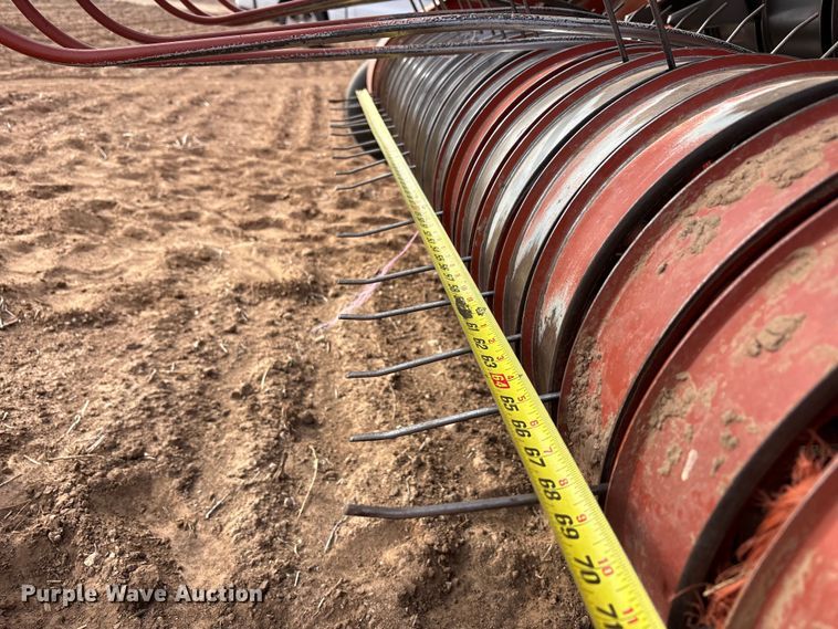 image for item EU4985 2004 Hesston 4910 large square baler