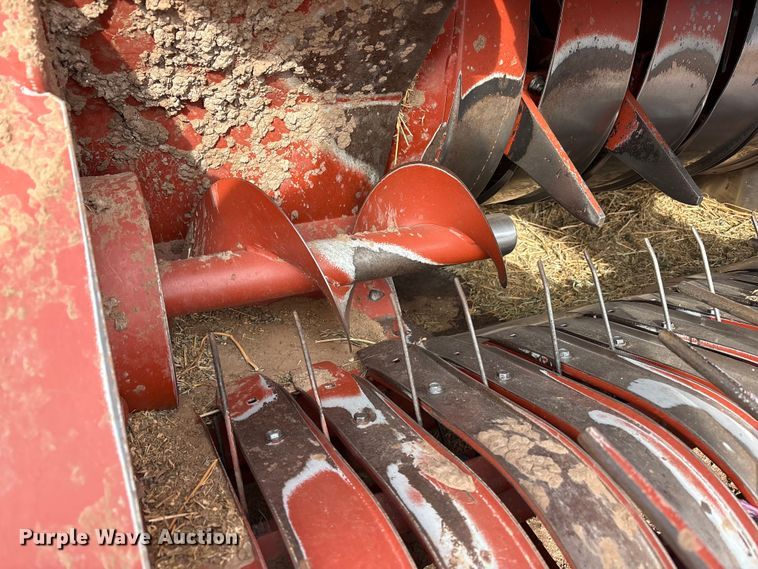 image for item EU4985 2004 Hesston 4910 large square baler