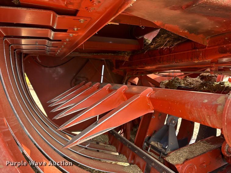 image for item EU4985 2004 Hesston 4910 large square baler