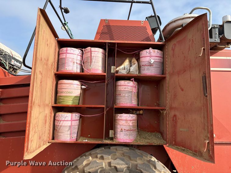 image for item EU4985 2004 Hesston 4910 large square baler