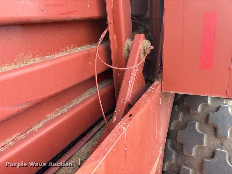 image for item EU4985 2004 Hesston 4910 large square baler