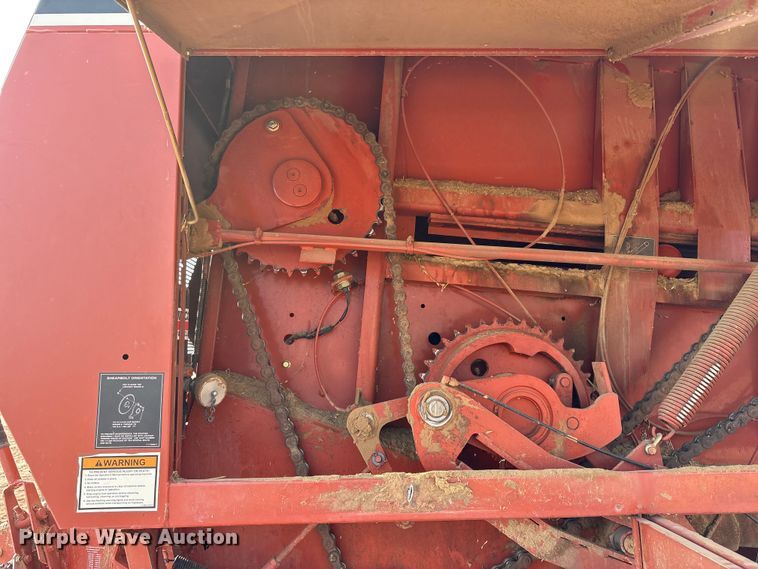 image for item EU4985 2004 Hesston 4910 large square baler