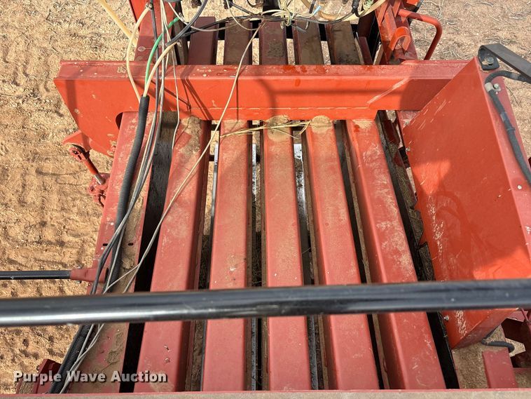 image for item EU4985 2004 Hesston 4910 large square baler