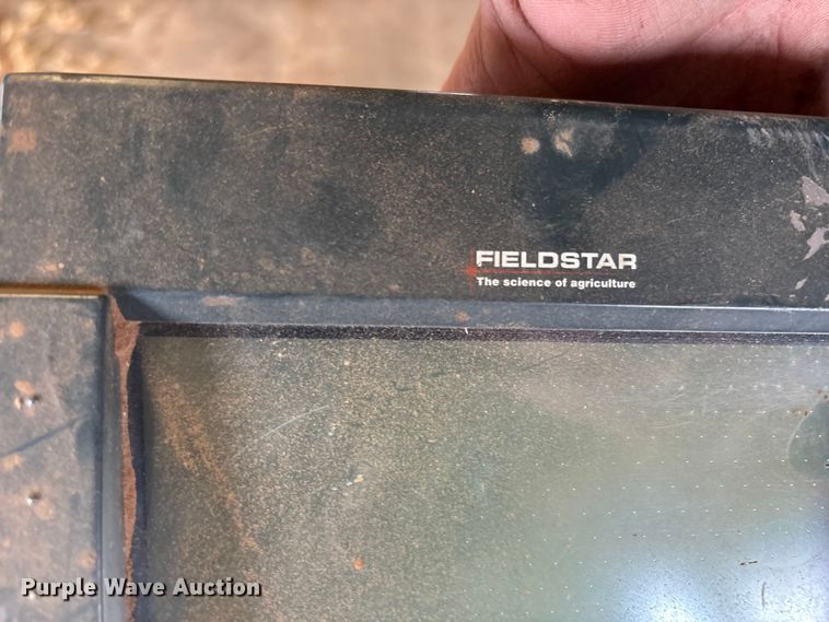 image for item EU4985 2004 Hesston 4910 large square baler