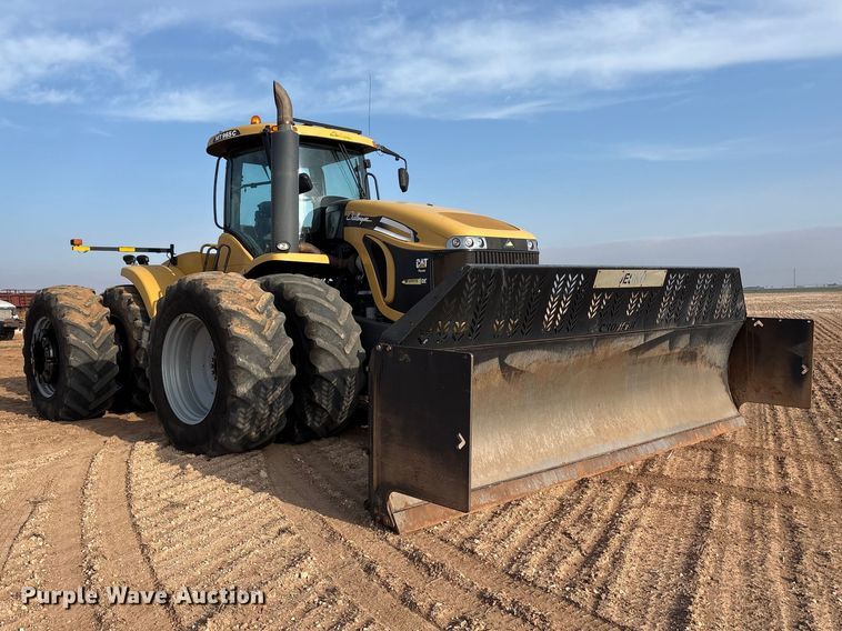 image for item EU4986 2013 Challenger MT965C 4WD tractor