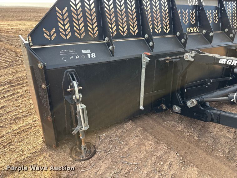 image for item EU4986 2013 Challenger MT965C 4WD tractor