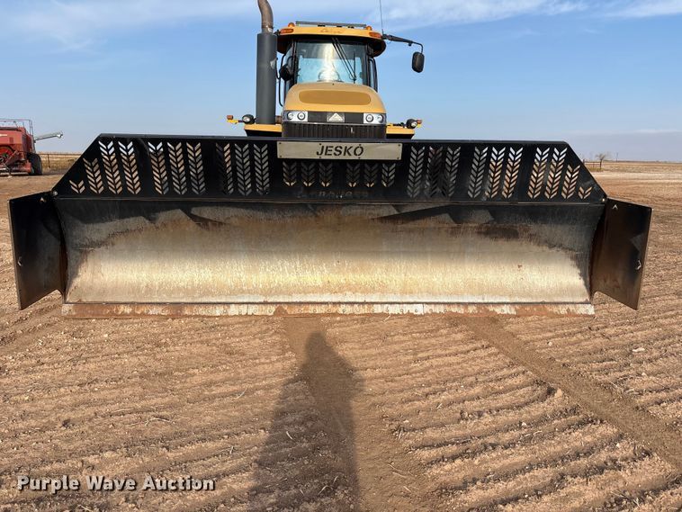 image for item EU4986 2013 Challenger MT965C 4WD tractor