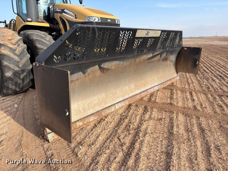 image for item EU4986 2013 Challenger MT965C 4WD tractor