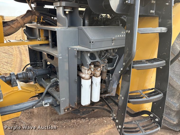 image for item EU4986 2013 Challenger MT965C 4WD tractor