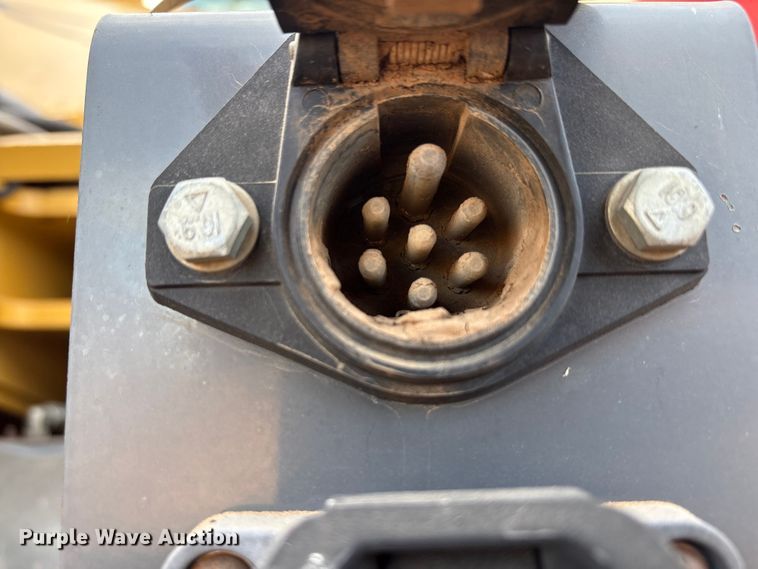 image for item EU4986 2013 Challenger MT965C 4WD tractor