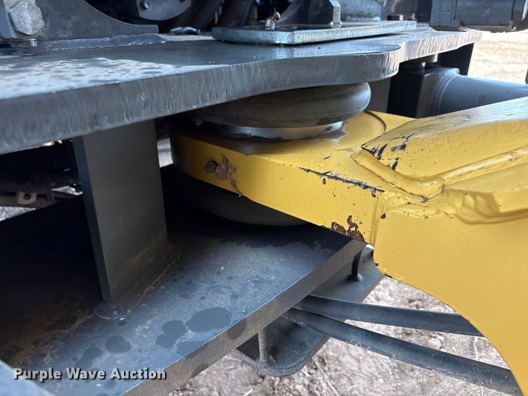 image for item EU4986 2013 Challenger MT965C 4WD tractor