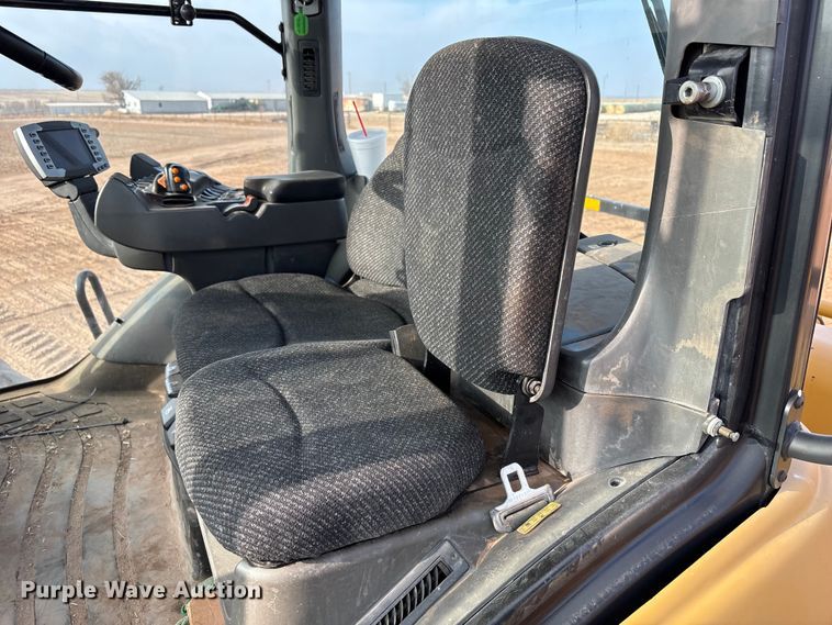 image for item EU4986 2013 Challenger MT965C 4WD tractor