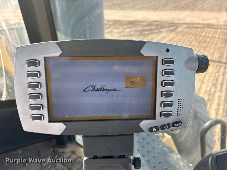 image for item EU4986 2013 Challenger MT965C 4WD tractor