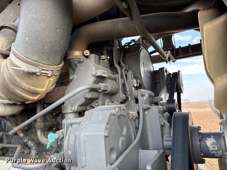 image for item EU4986 2013 Challenger MT965C 4WD tractor