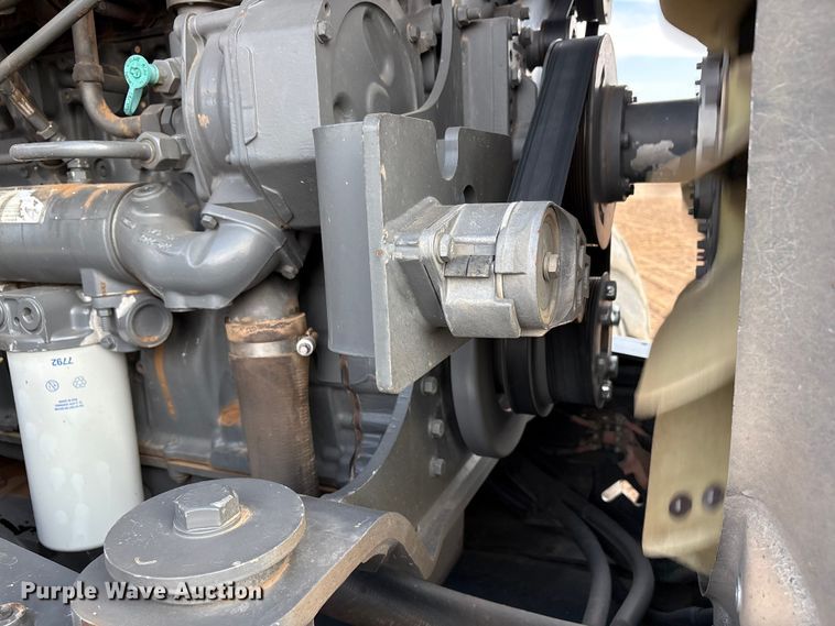 image for item EU4986 2013 Challenger MT965C 4WD tractor